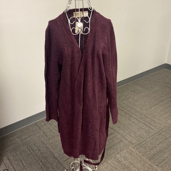 Field Manor NWT Burgundy Cardigan 3/4 length soft & warm no buttons or hooks - Picture 1 of 8